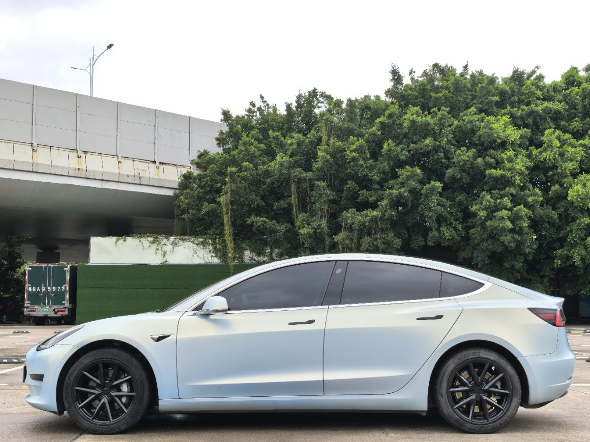 Tesla Model 3 2020 car image #4