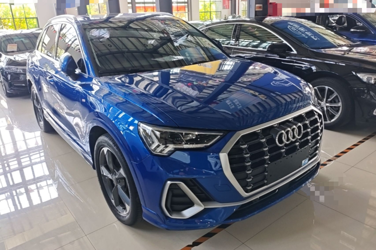 Audi Q3 2020 #4 Audi Q3 2020 car image #4