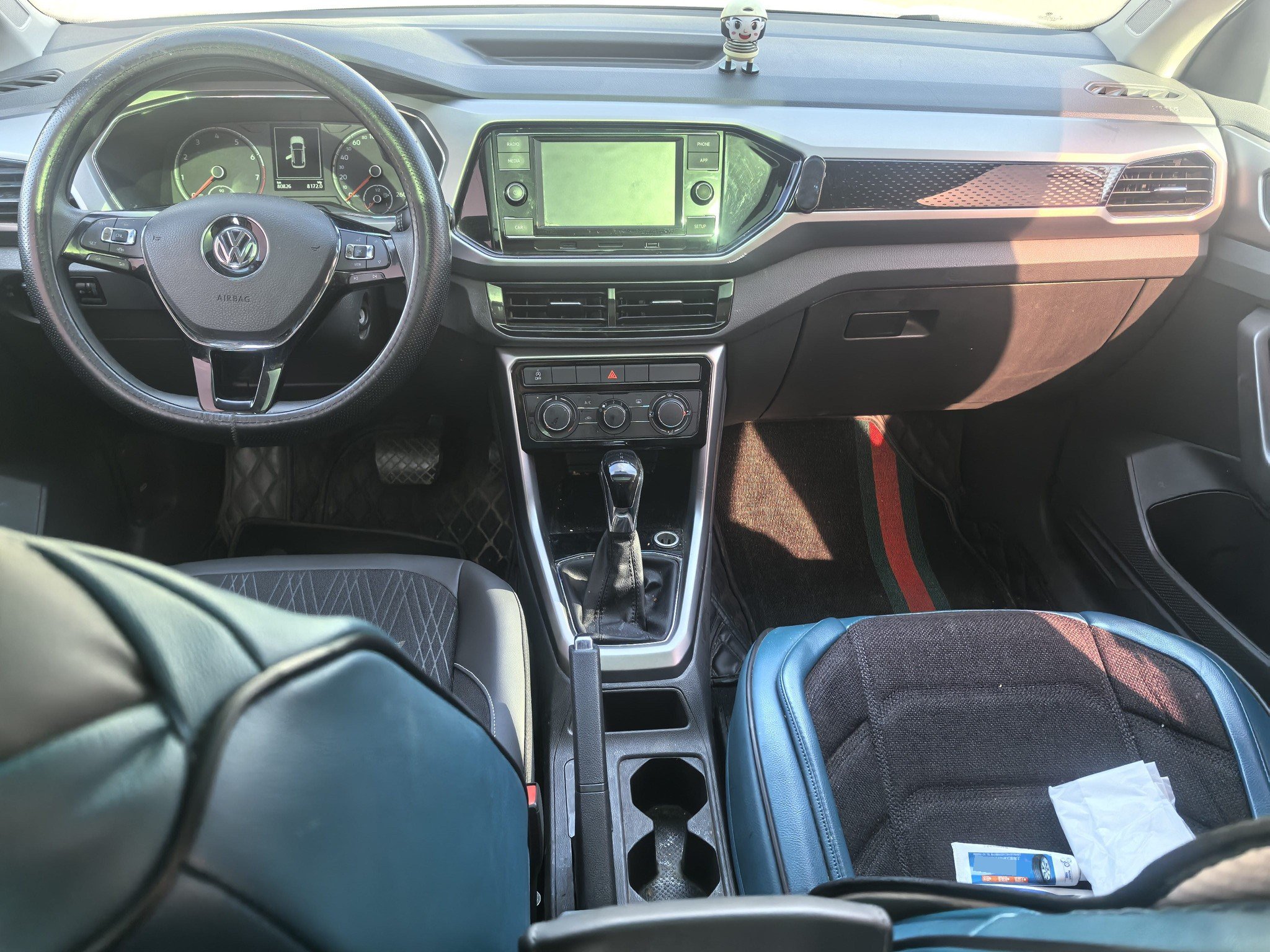 Volkswagen T-Cross 2020 car image #6