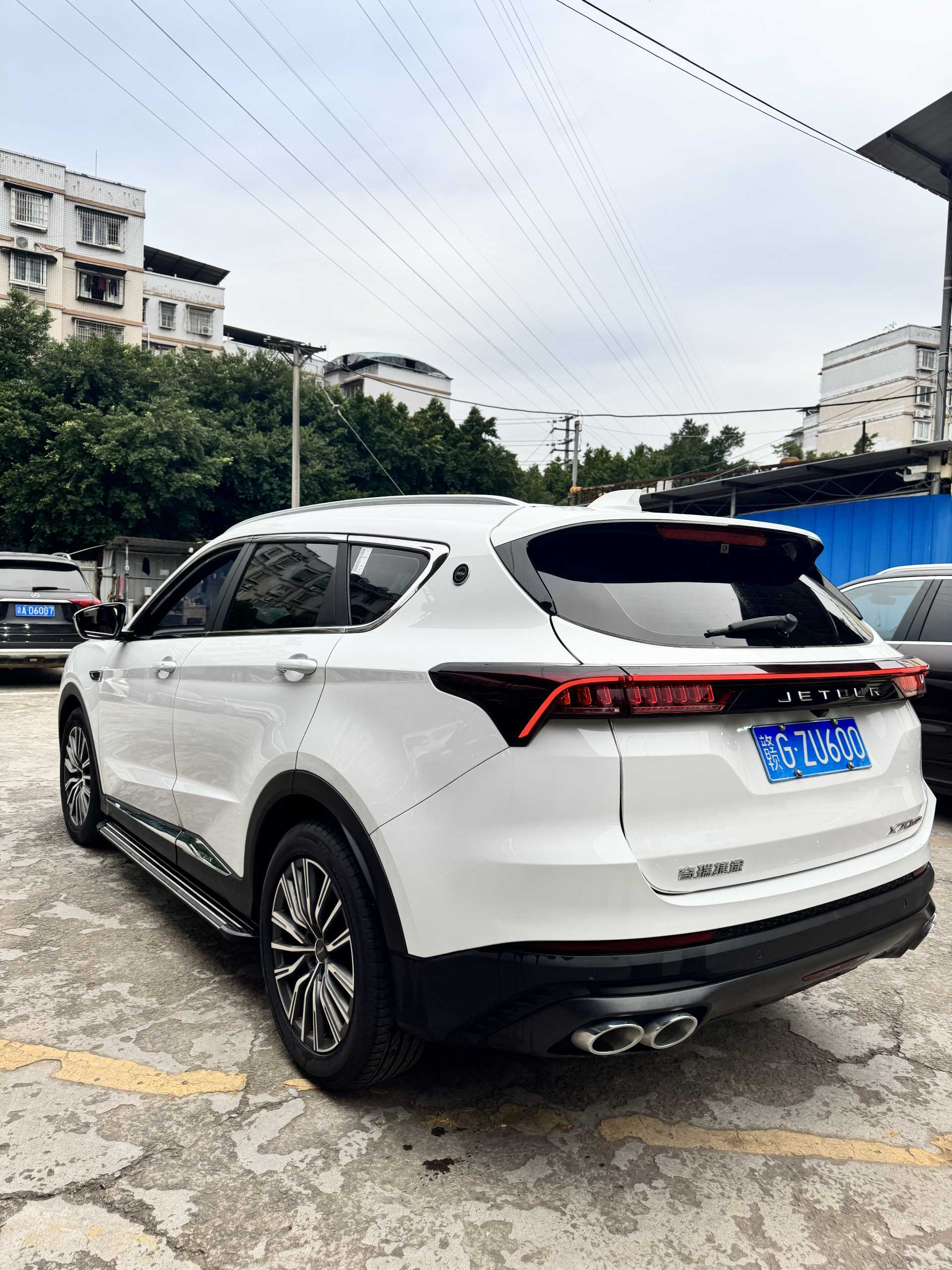 Jetour X70 PLUS 2023 car image #5