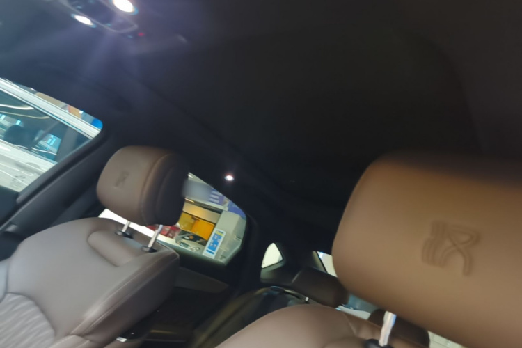BYD Han 2023 car image #20