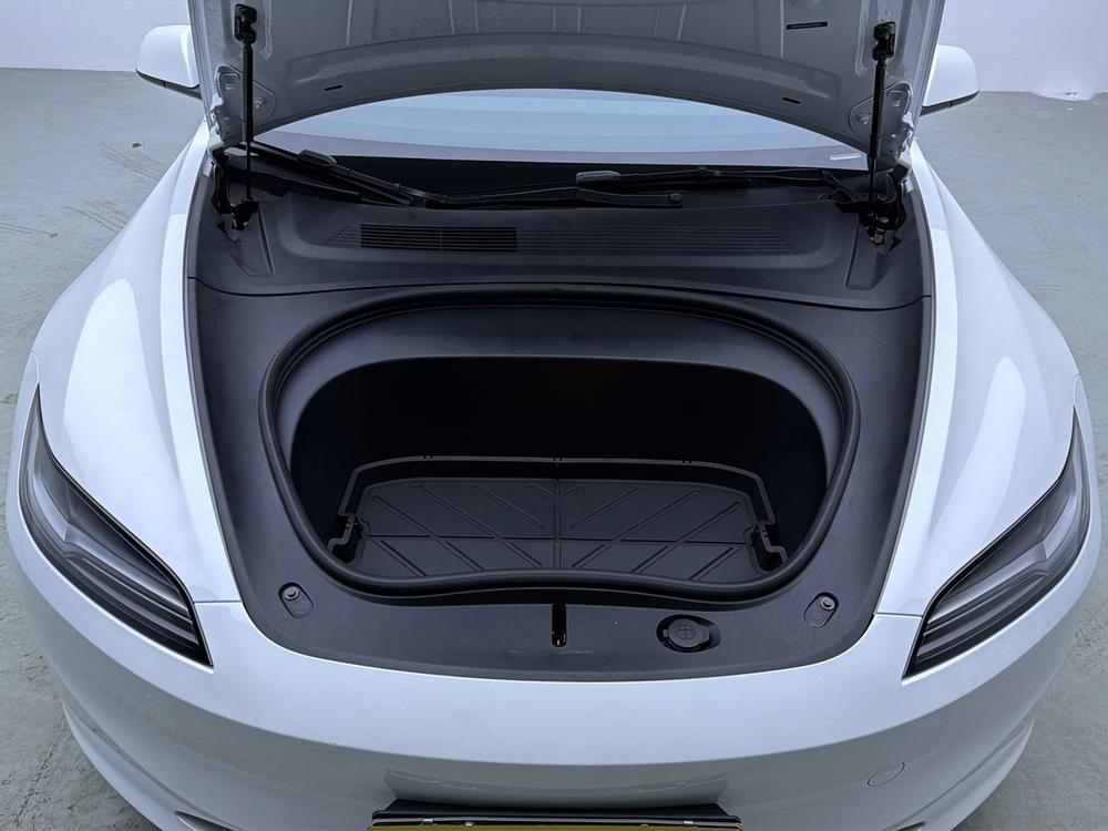 Tesla Model 3 2025 #10 Tesla Model 3 2025 car image #10