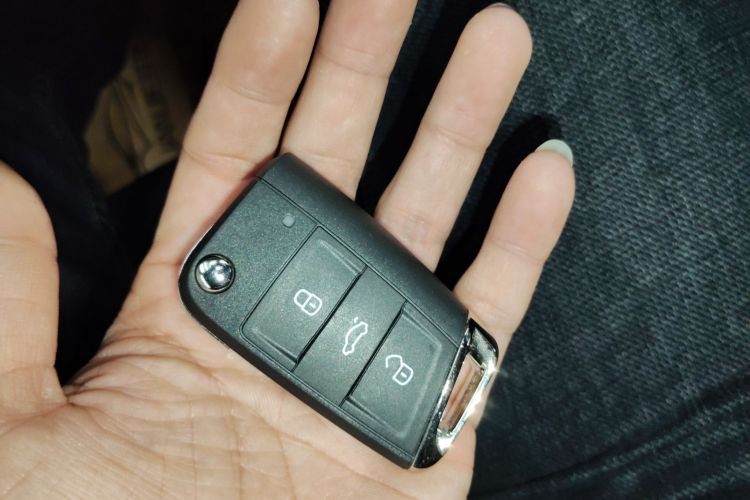 Volkswagen Tharu 2026 imagem de carro #9