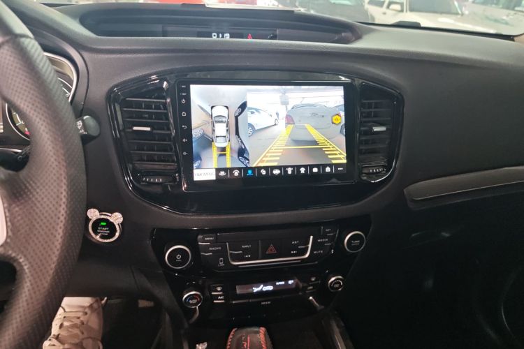 GEELY Vision X6 2017 car image #13