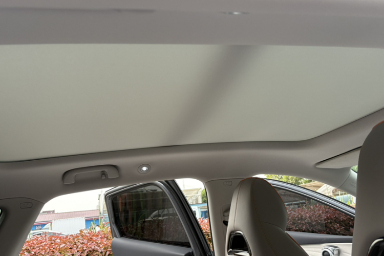 BYD Yuan Plus 2023 изображение автомобиля #21