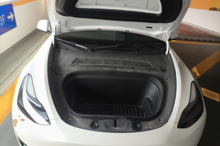 Tesla Model Y 2023 #20 Tesla Model Y 2023 car image #20