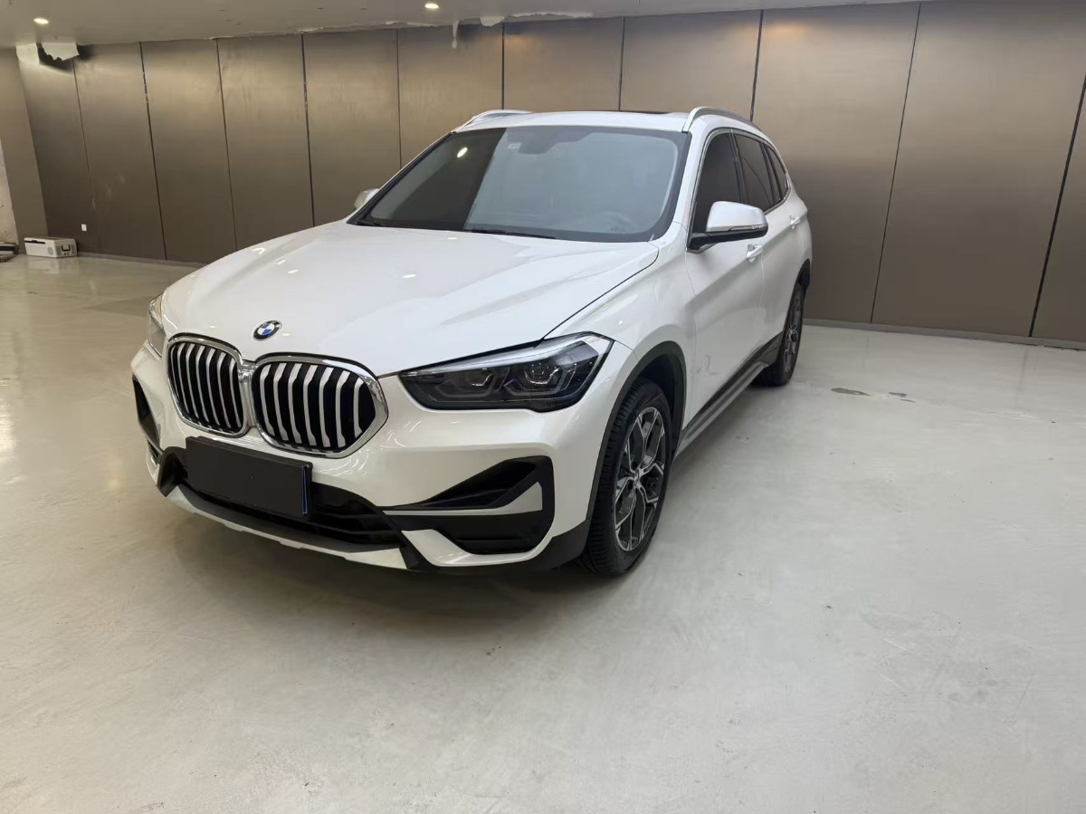 BMW X1 2022 BMW X1 2022 car image