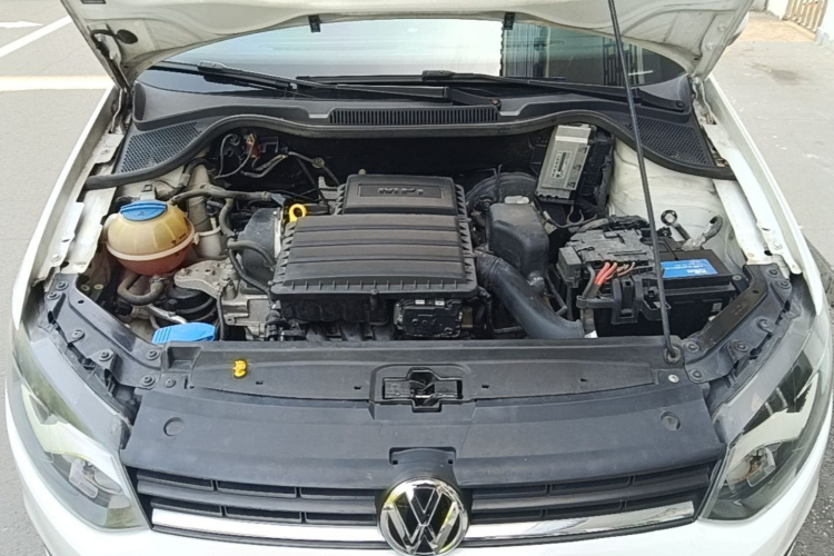 Volkswagen Polo 2018 car image #20