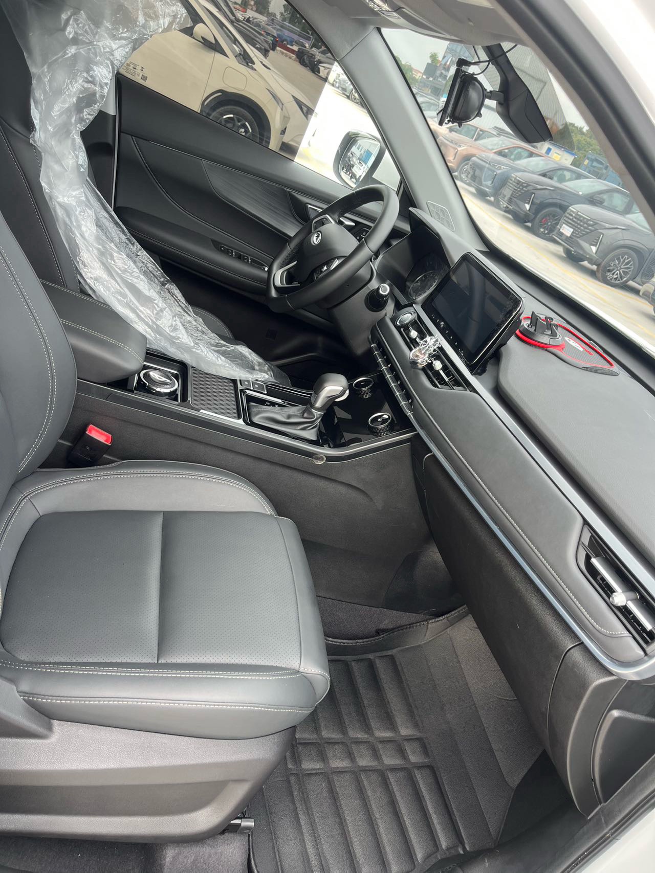 Chery Tiggo 5x 2025 car image #9