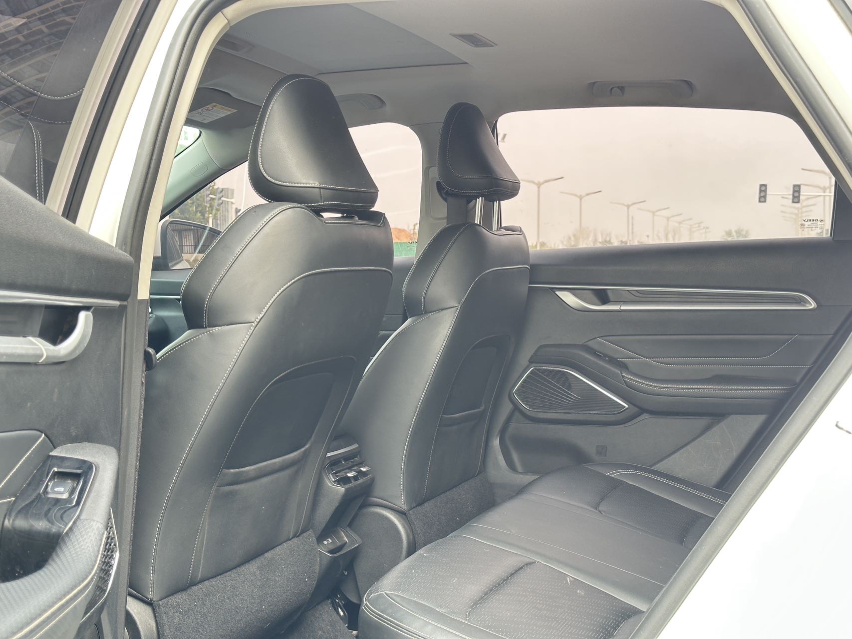GEELY Emgrand 2023 imagen de coche #6
