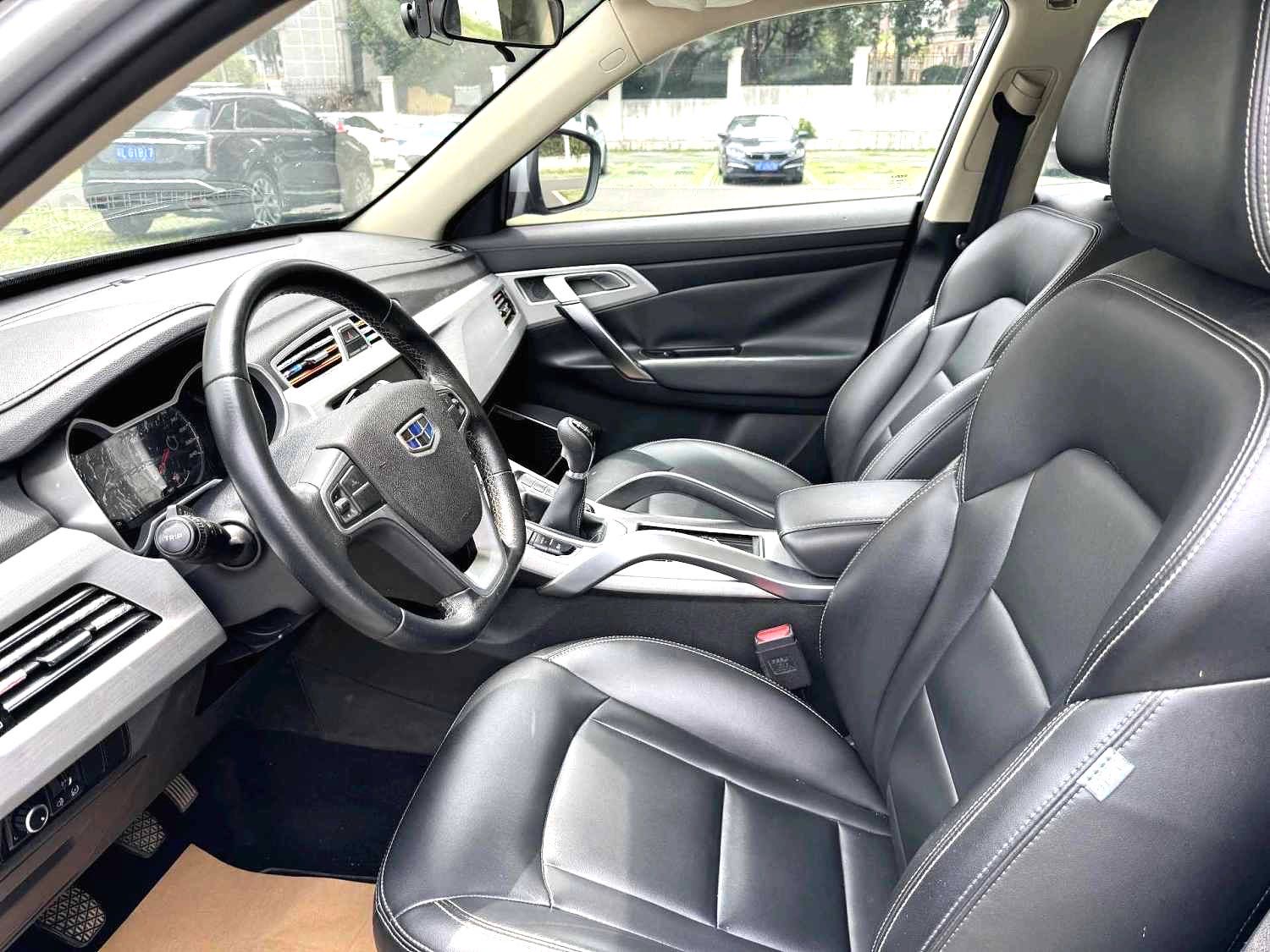 GEELY Boyue 2017 car image #4