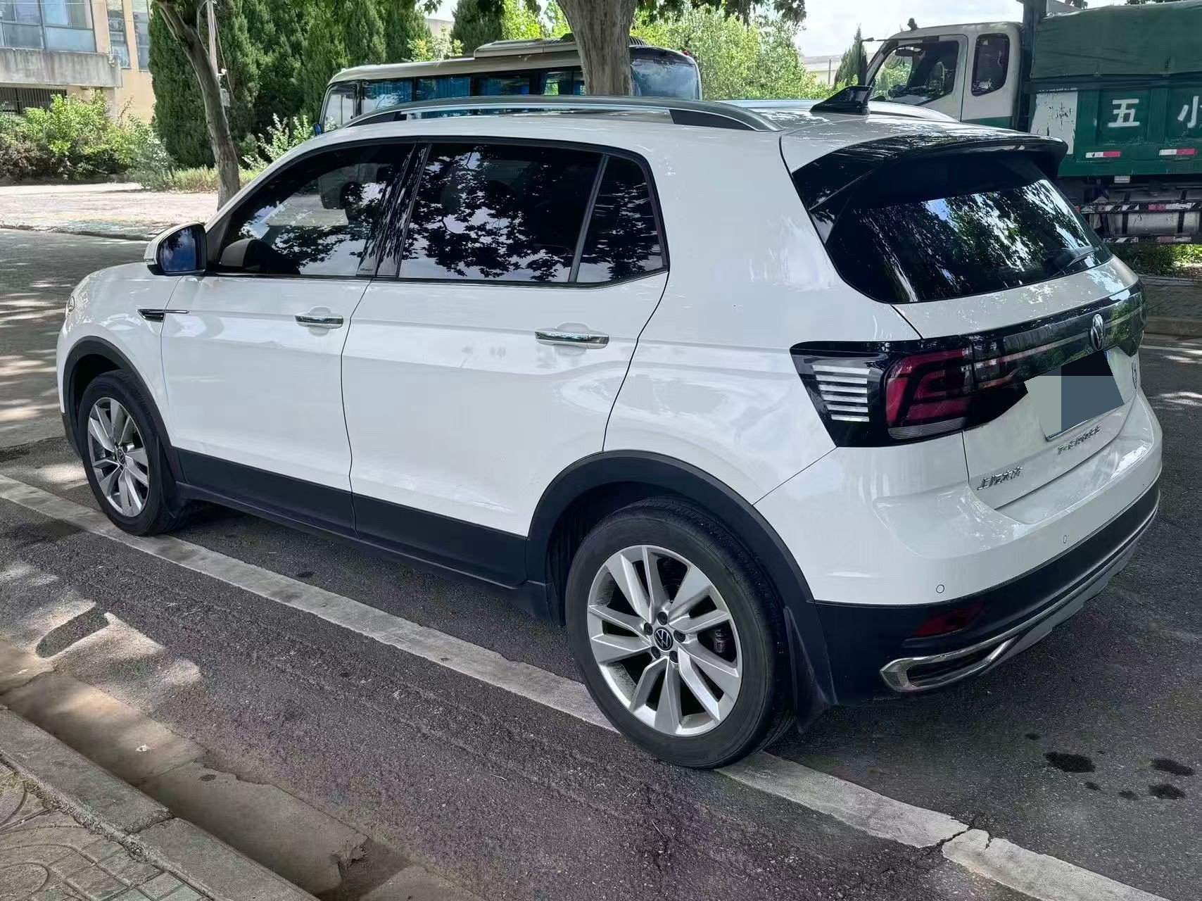 Volkswagen T-Cross 2021 #2 Volkswagen T-Cross 2021 car image #2