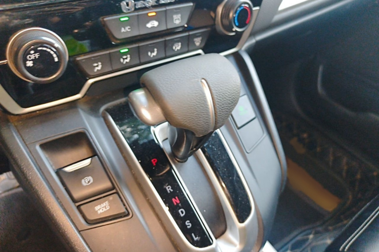 Honda CR-V 2020 #18 Honda CR-V 2020 car image #18