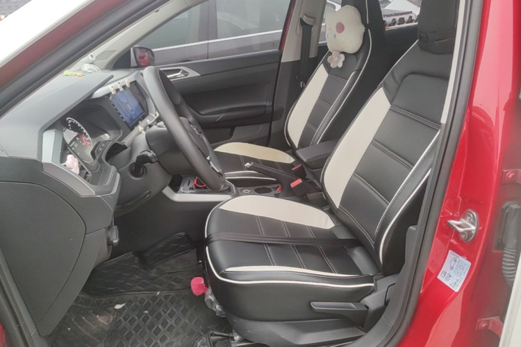 Volkswagen Polo 2021 car image #19