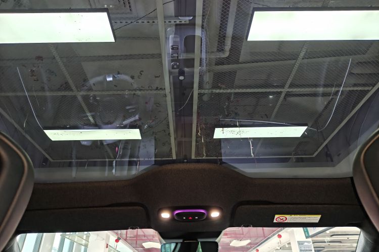 MI SU7 2024 car image #18