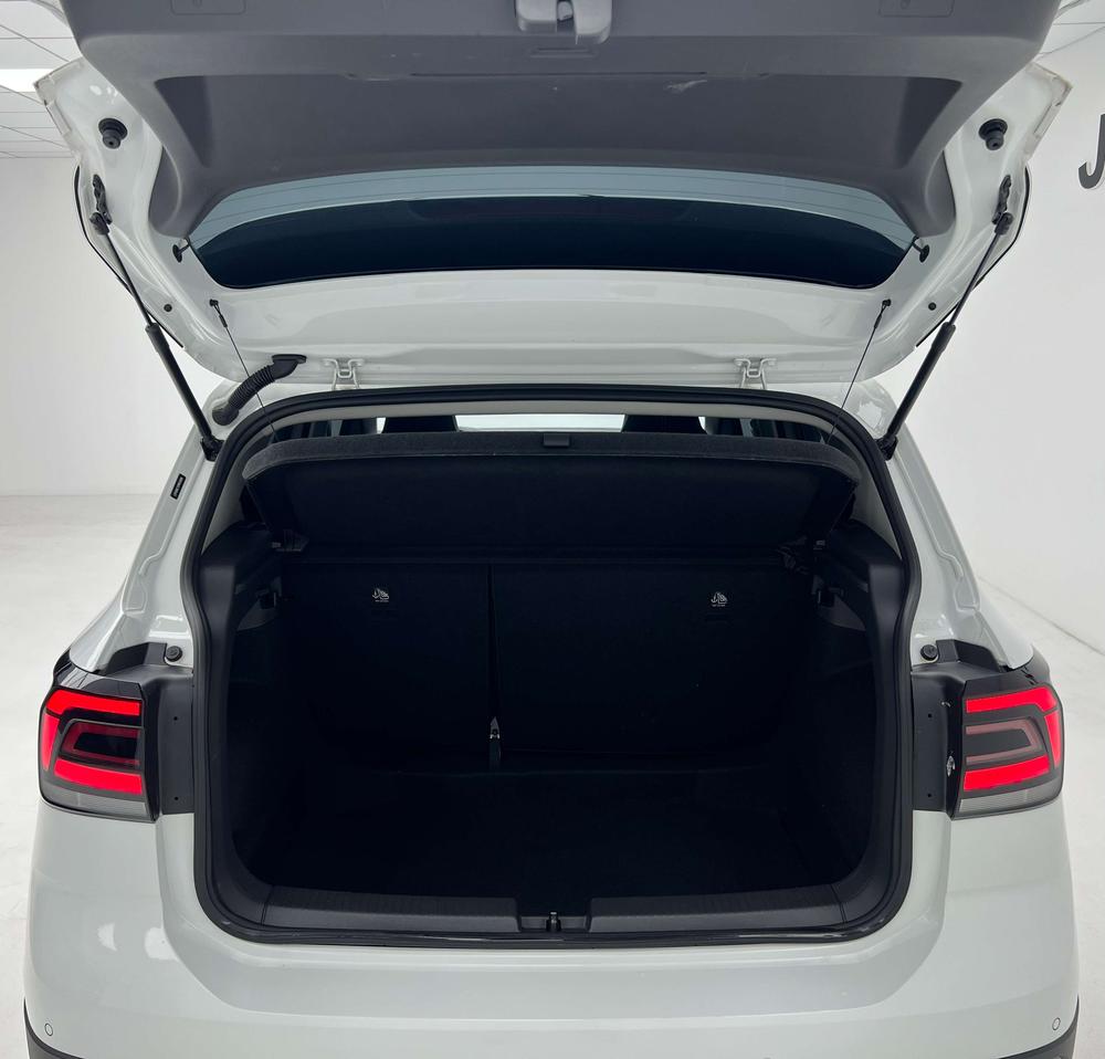 Volkswagen T-Cross 2023 #21 Volkswagen T-Cross 2023 car image #21