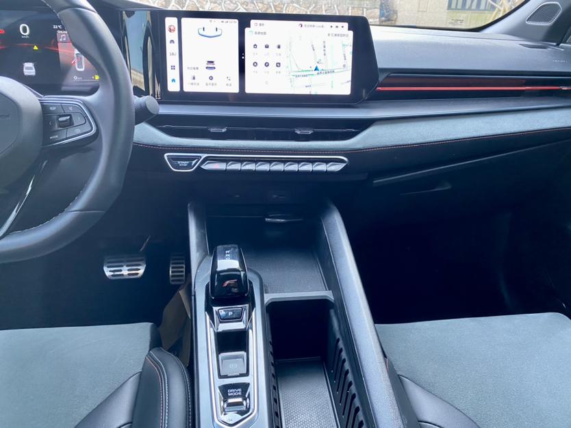 GEELY Binray 2022 car image #10