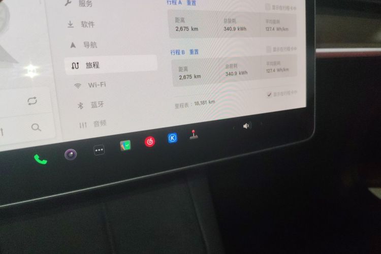 Tesla Model 3 2022 car image #8