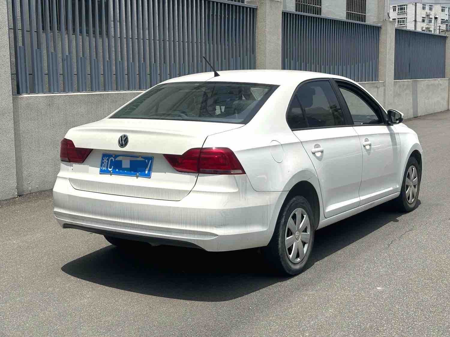 Volkswagen Santana 2019 car image #11