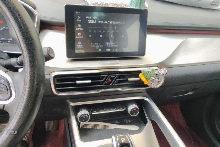 GEELY Coolray 2020 #15 GEELY Coolray 2020 car image #15