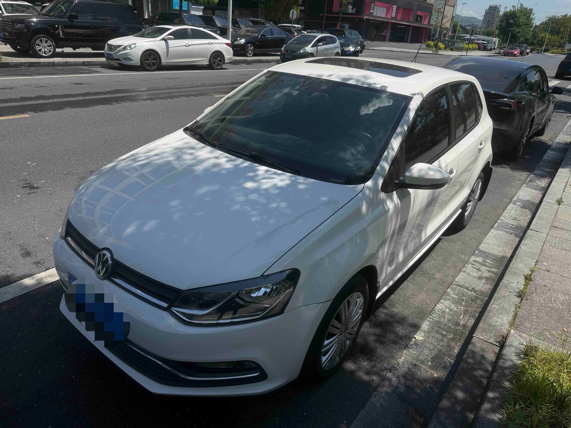 Volkswagen Polo 2017 Volkswagen Polo 2017 car image