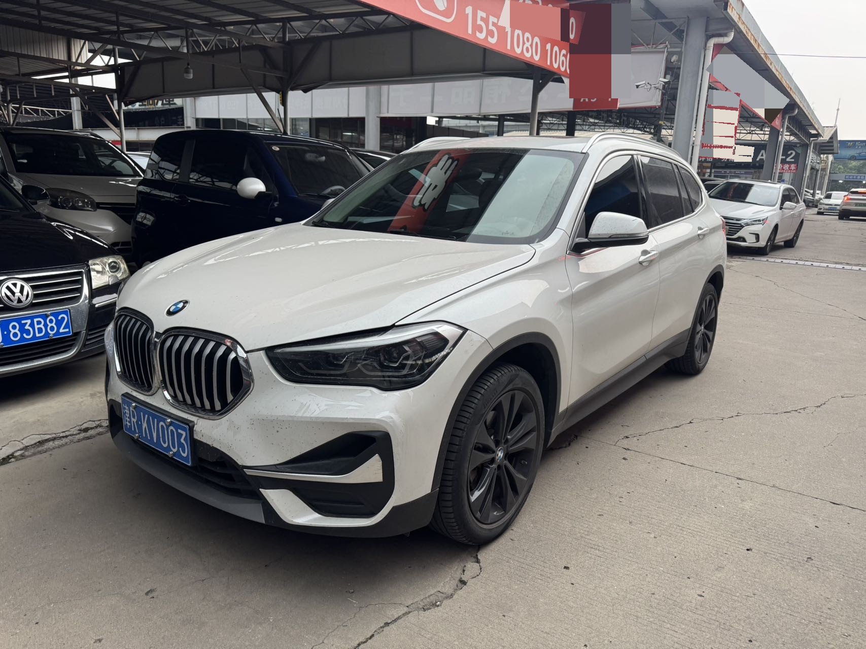 2020 immagine di auto 