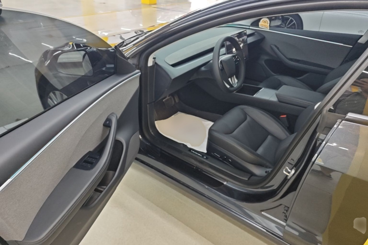 Tesla Model 3 2024 #16 Tesla Model 3 2024 car image #16