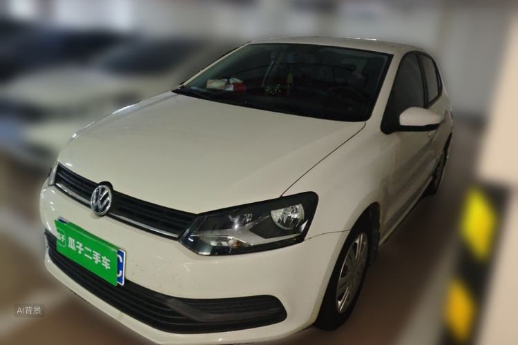 Volkswagen Polo 2019 car image #2