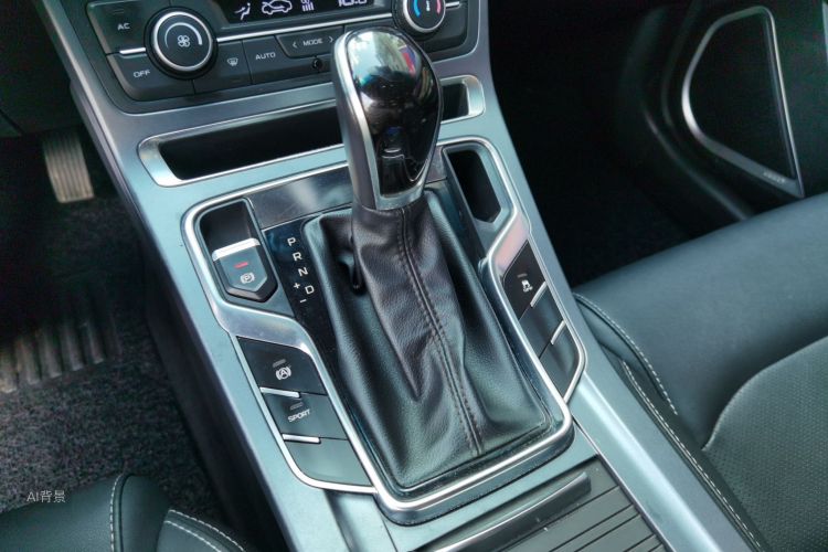 GEELY Emgrand 2020 car image #16