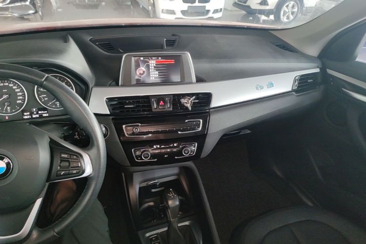 BMW X1 2016 car image #10