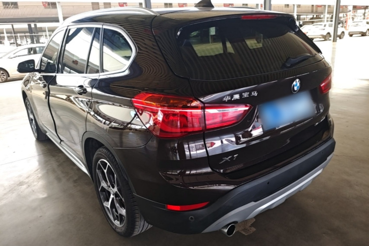BMW X1 2018 #7 BMW X1 2018 immagine di auto #7