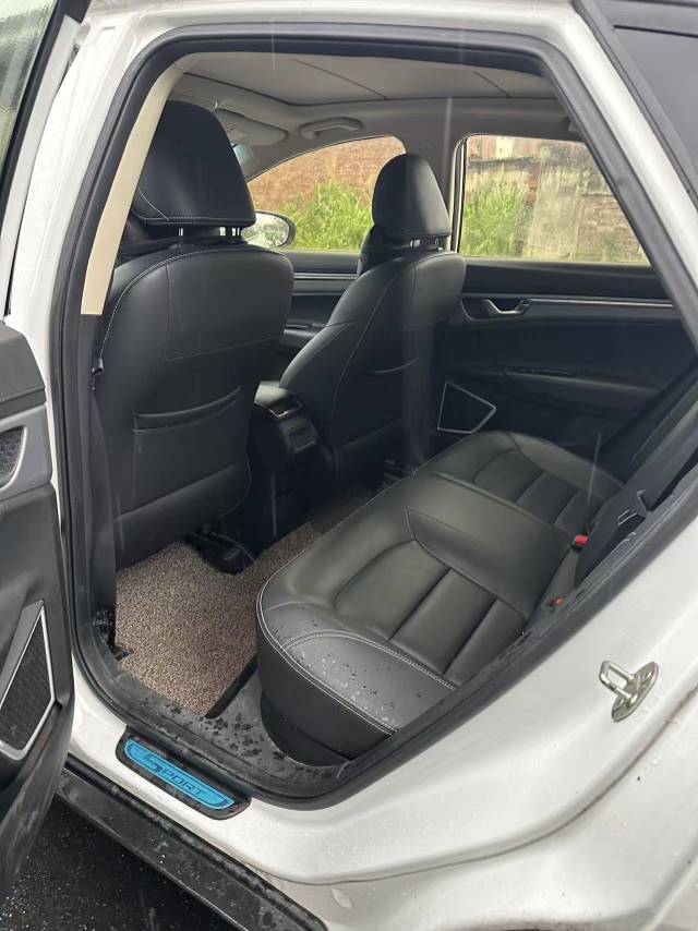 GEELY Emgrand GS 2019 car image #4