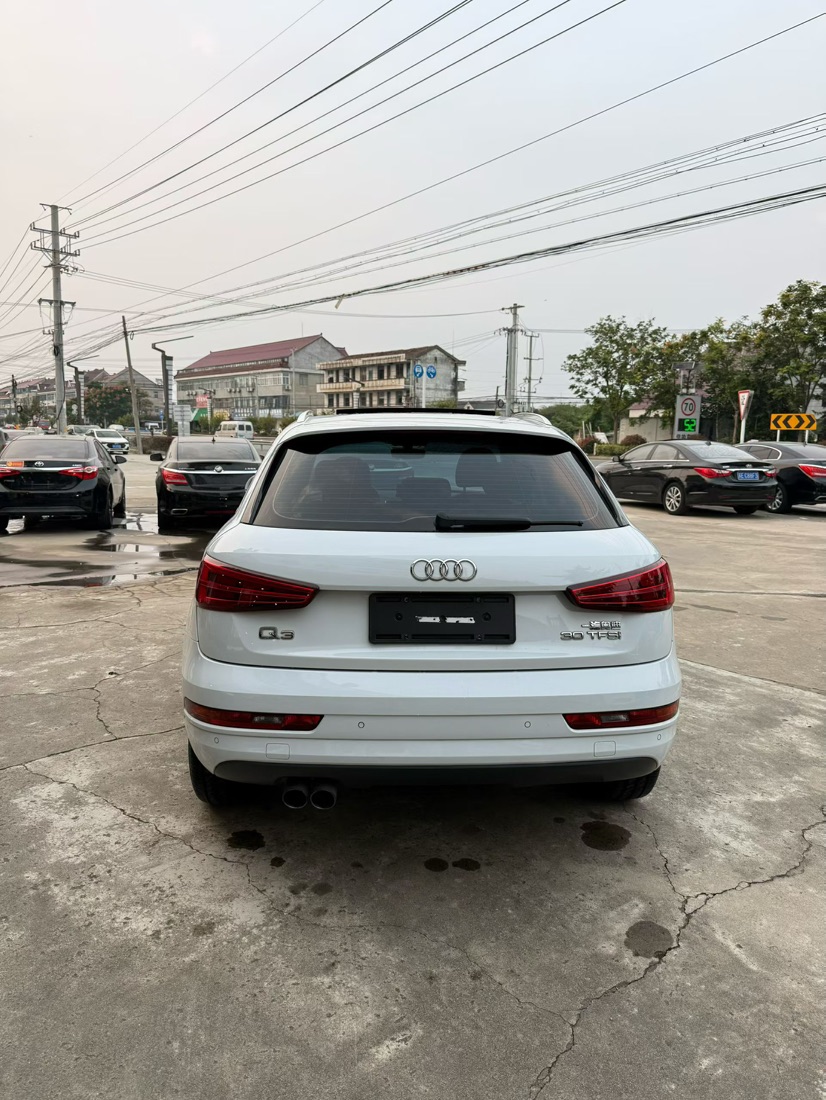 Audi Q3 2016 изображение автомобиля #9