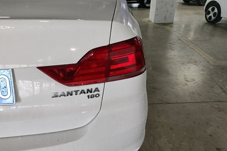 Volkswagen Santana 2018 car image #8
