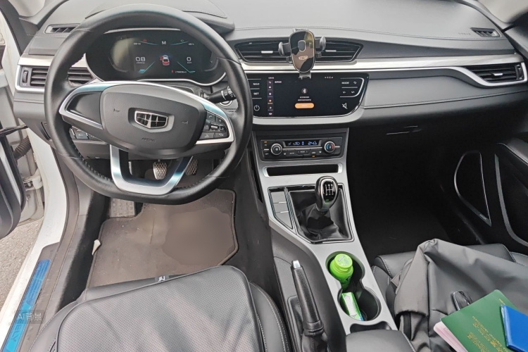 GEELY Emgrand 2019 #11 GEELY Emgrand 2019 car image #11