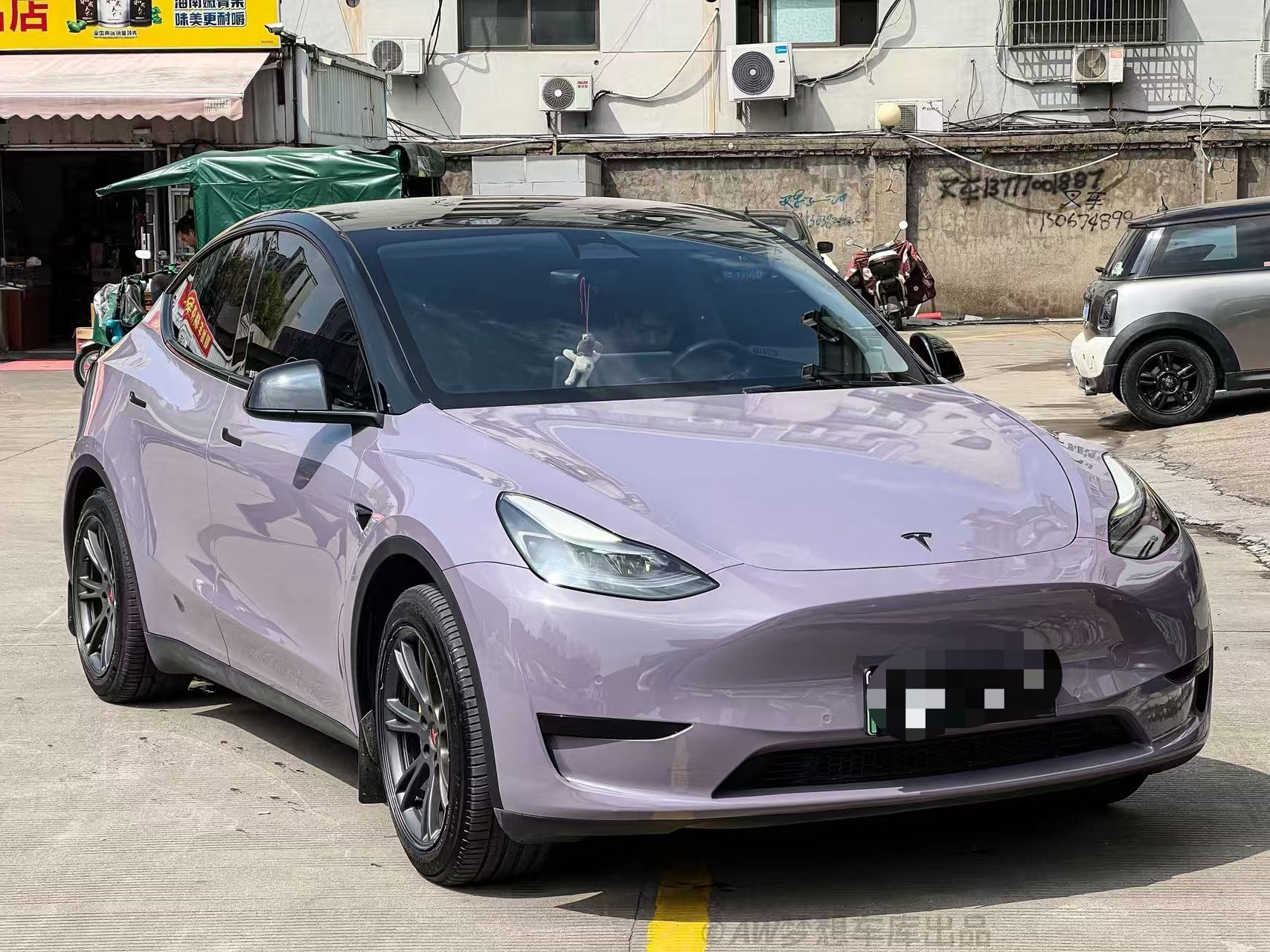 Tesla Model Y 2023 car image #3