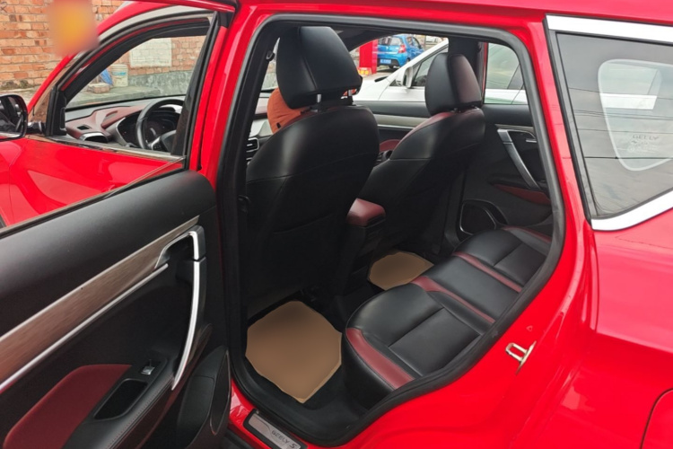 GEELY Coolray 2019 immagine di auto #17