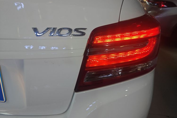 Toyota Vios 2018 car image #8