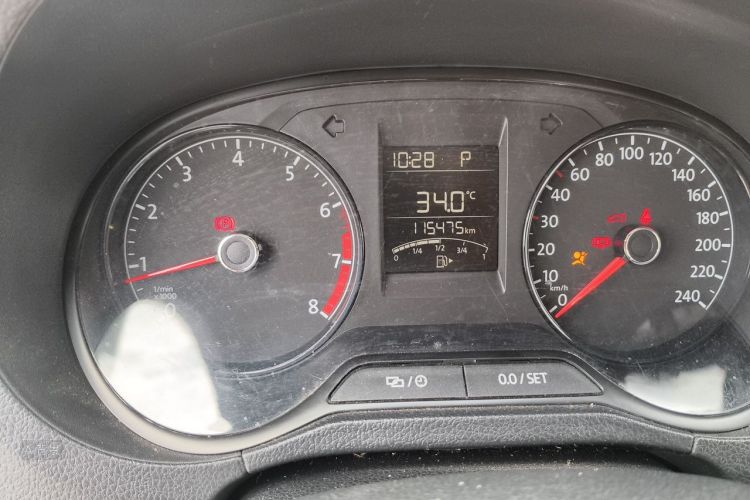 Volkswagen Polo 2019 car image #13