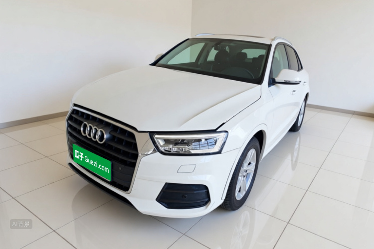 Audi Q3 2018 car image #2