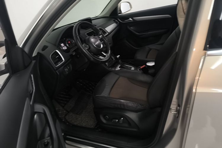 Audi Q3 2017 #15 Audi Q3 2017 car image #15