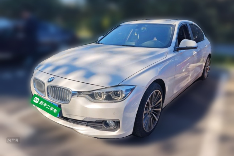BMW 3 Series 2019 car image #2