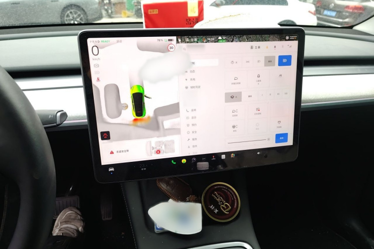 Tesla Model Y 2024 #16 Tesla Model Y 2024 car image #16