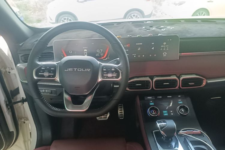 Jetour X70 PLUS 2022 #10 Jetour X70 PLUS 2022 car image #10
