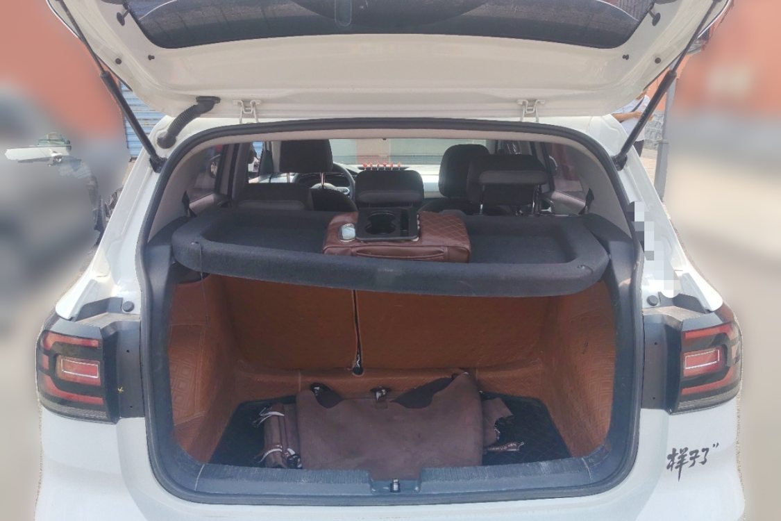 Volkswagen Tacqua 2021 immagine di auto #8