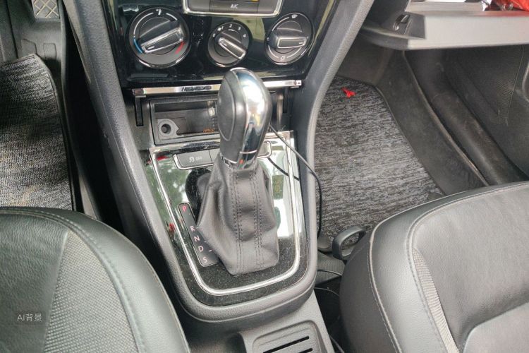 Volkswagen Bora 2016 immagine di auto #16