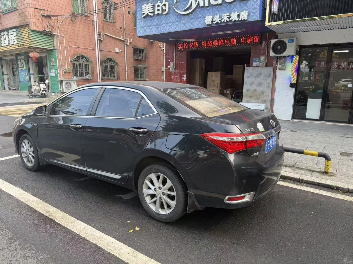 Toyota Corolla 2015 car image #2