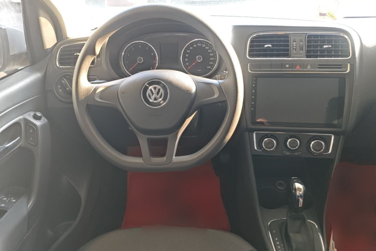 Volkswagen Polo 2016 #11 Volkswagen Polo 2016 car image #11