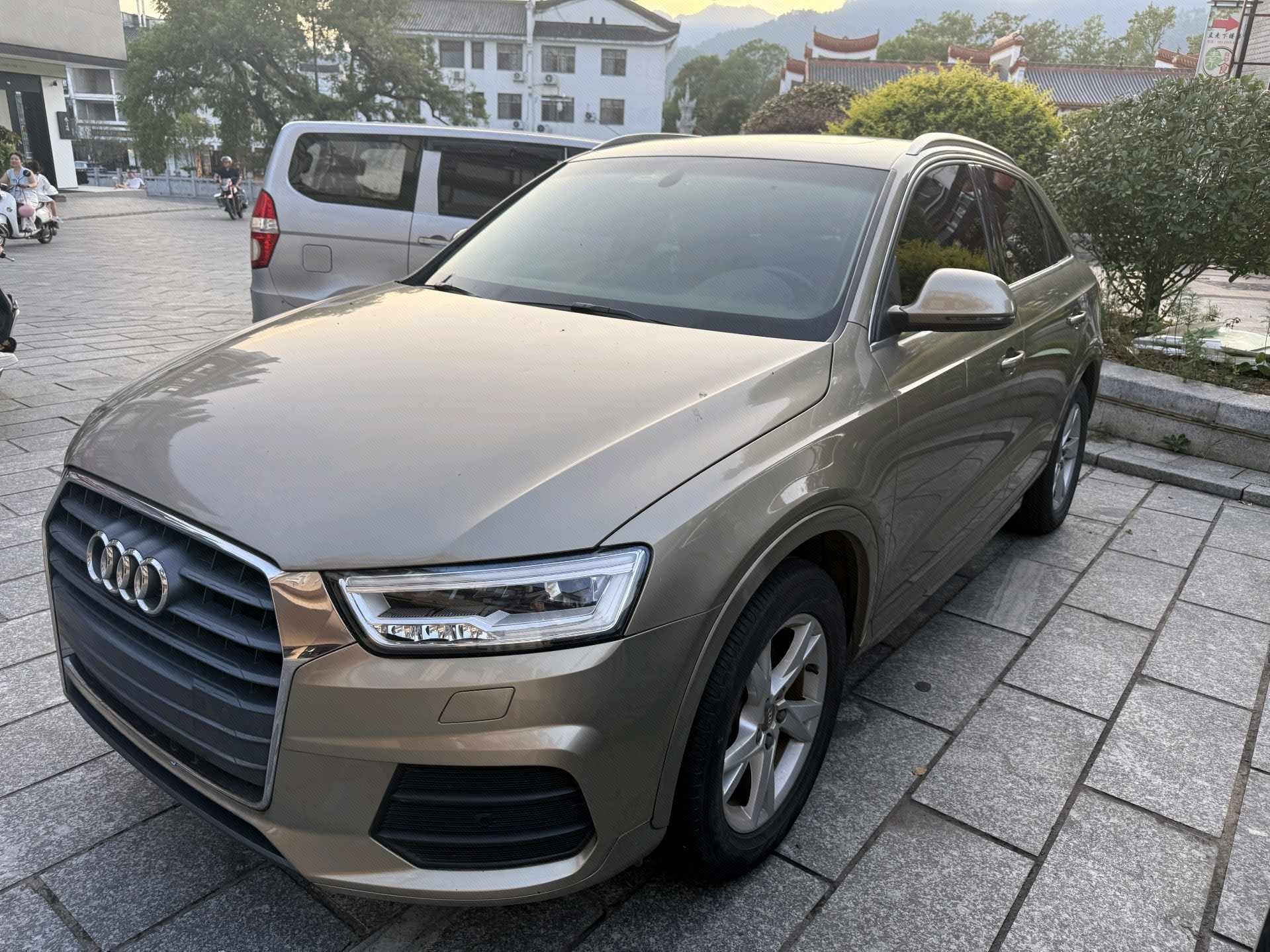 2018 2018 car image