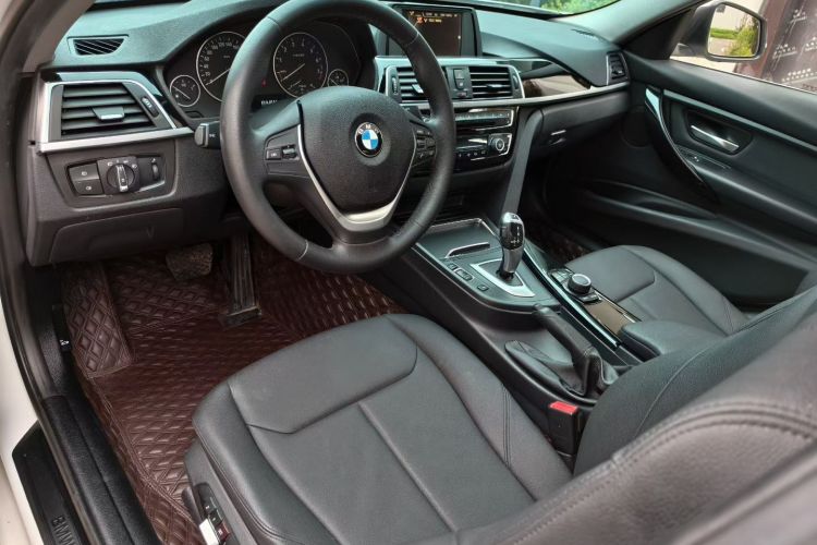 BMW 3 Series 2017 #11 BMW 3 Series 2017 car image #11